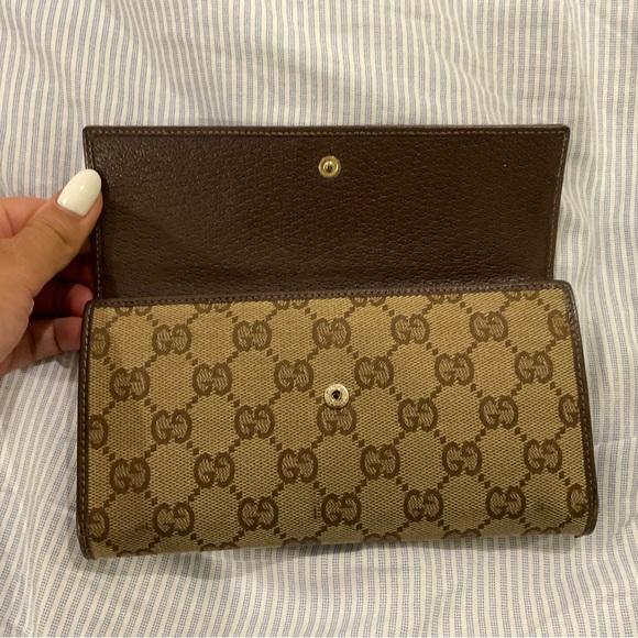 Vintage Gucci Wallet - Picture 3 of 8